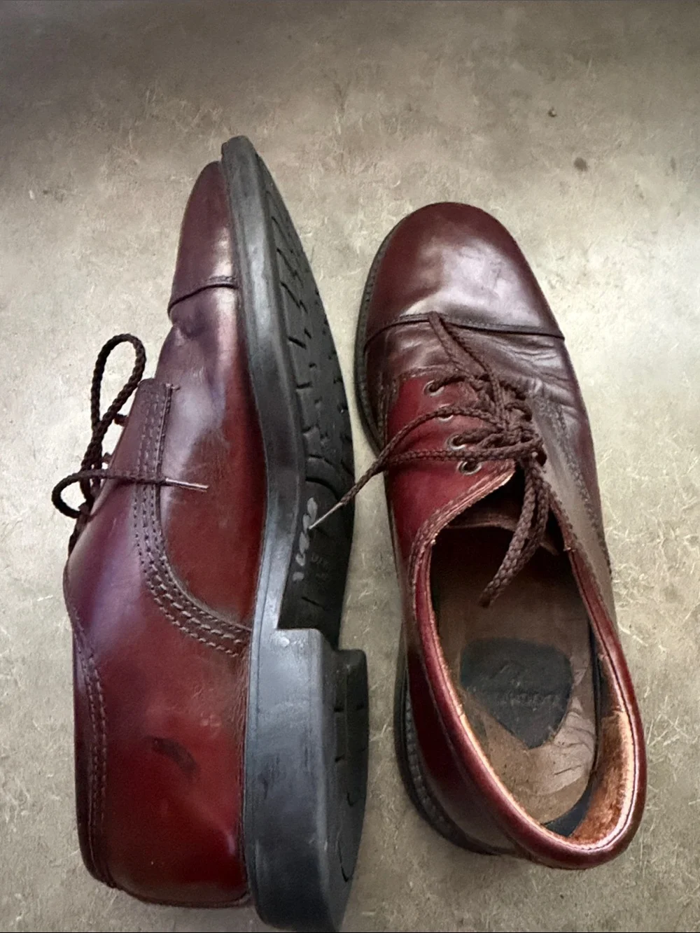 Dockers Brown Men's Leather Lace-Up Oxfords size 9.5 Dress Lawyer Business Workw